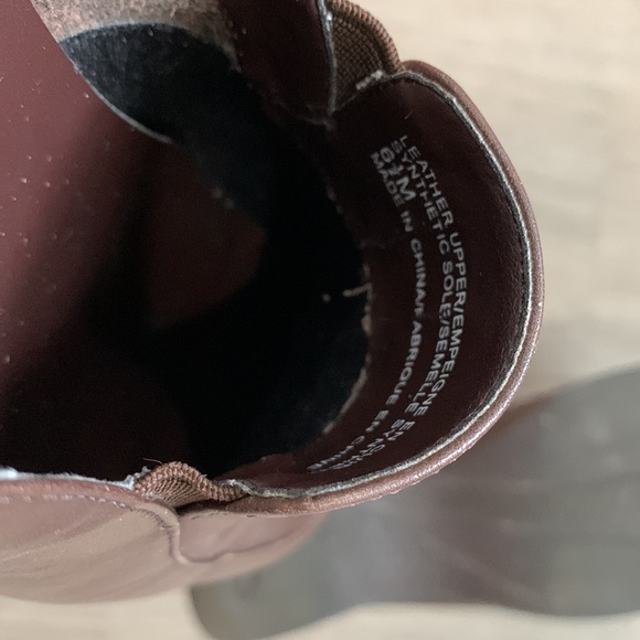 Dockers slip on leather dark brown shoes - Picture 7 of 8